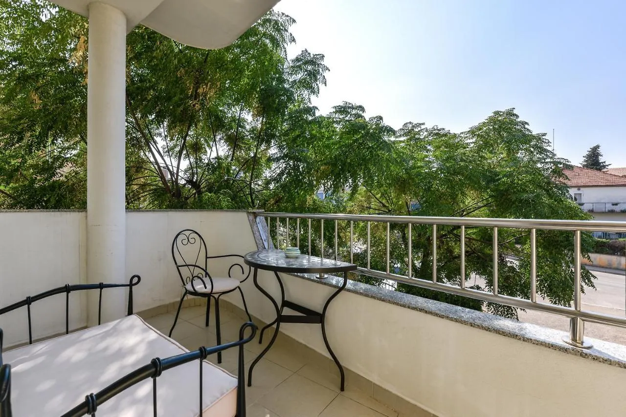 Lrs 2 Apartment In The Centar Of Zadar