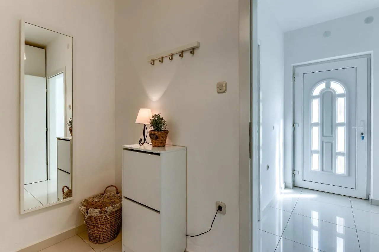 Lrs 2 Apartment In The Centar Of Zadar
